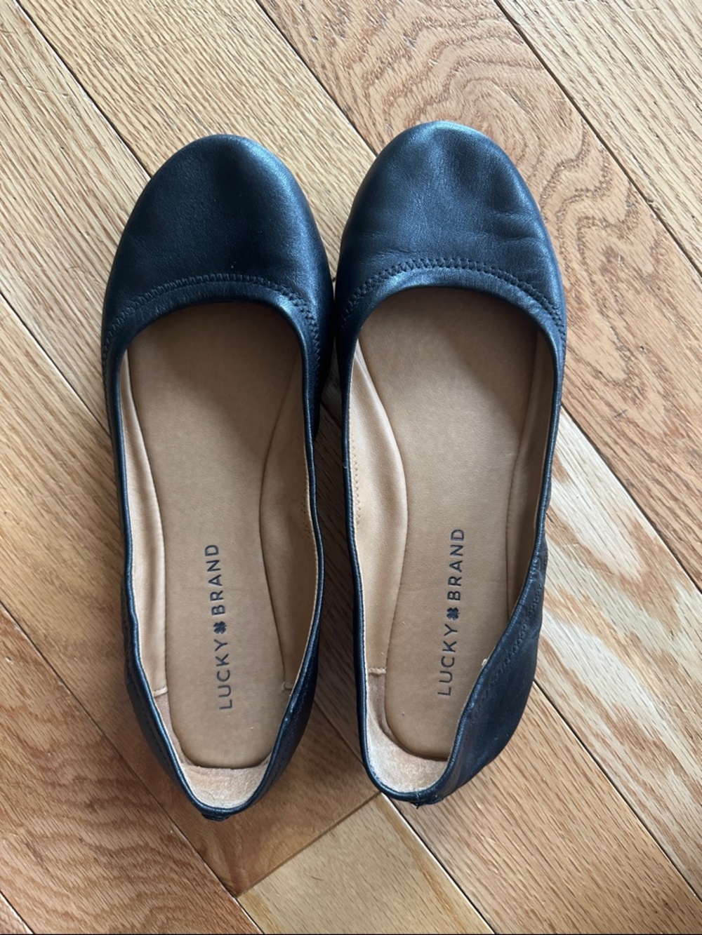 Lucky Brand Black Leather Round-Toe Ballet Flats
